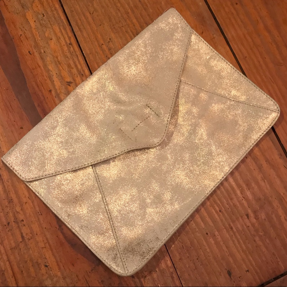 🥂Butter Soft Gilded Leather Clutch